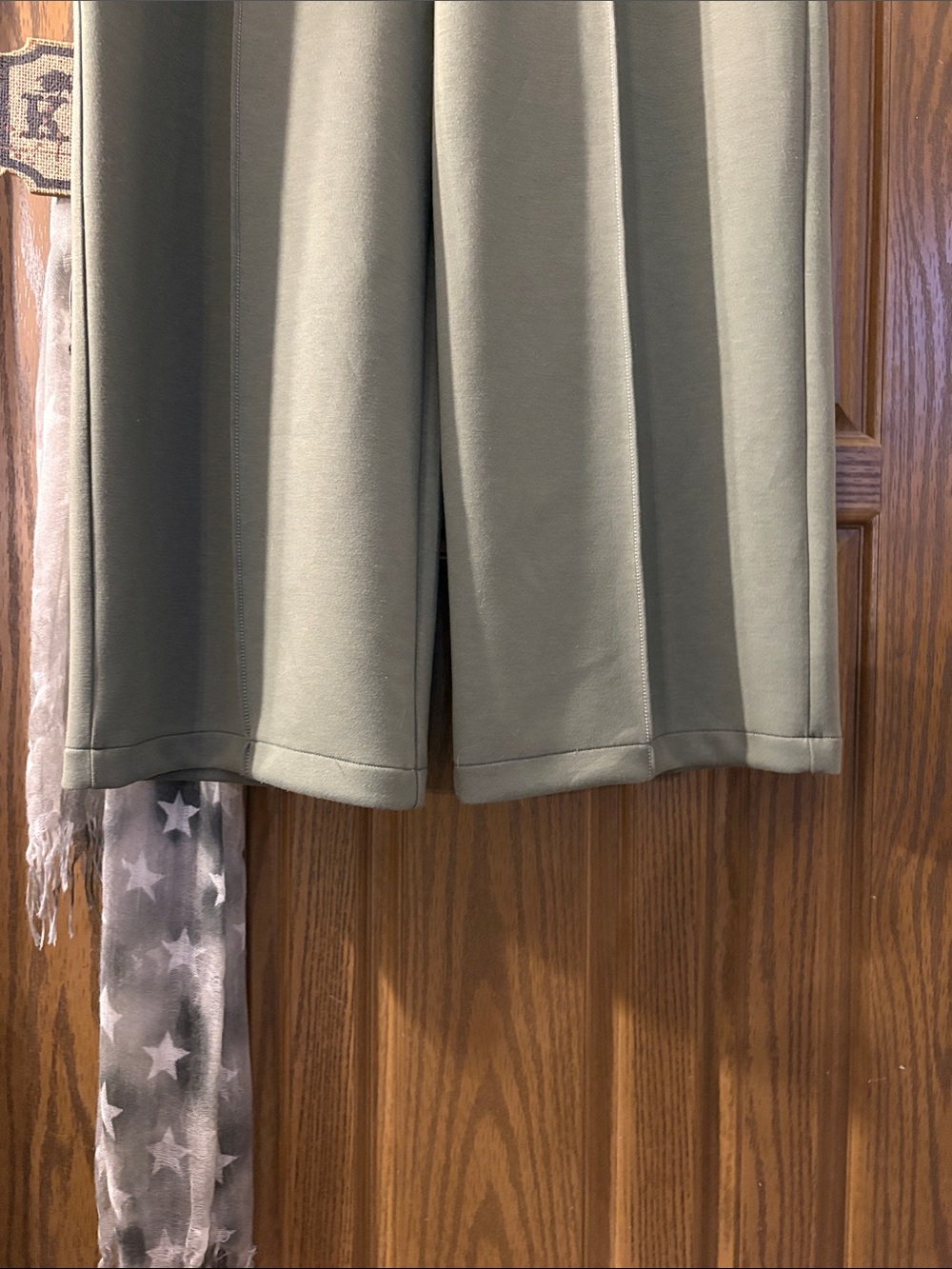 T by Talbots Olive Wide-Leg Pull-On Ankle Pants - Picture 5 of 7